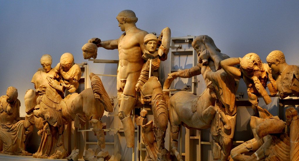 Скульптуры западного фронтона храма Зевса