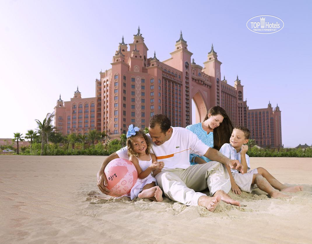 Дубай неделя отдыха. Отель Атлантис Дубай. Семейный отель Atlantis the Palm 5. Атлантис Дубай пляж. Atlantis the Palm Dubai 5.