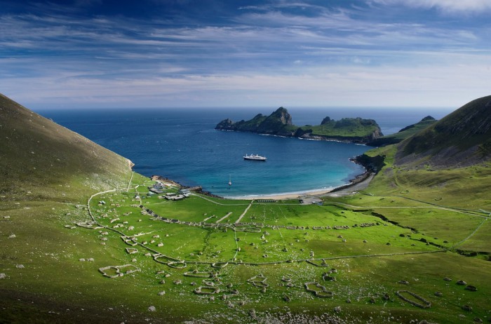 Группа островов у побережья Шотландии, фото Jim Richardson