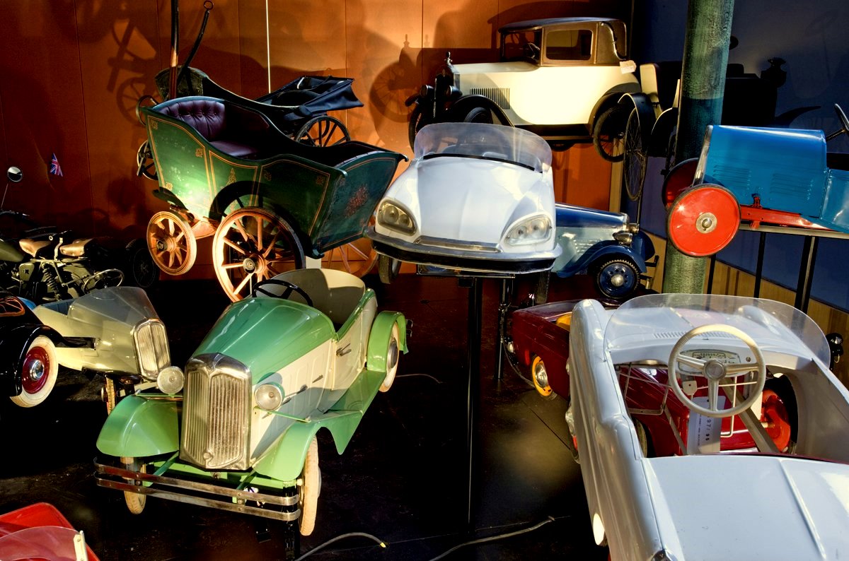 Музеем старинных автомобилей принца Ренье III