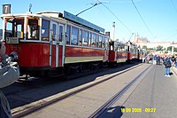 Tram v Praze-10.2008.svg