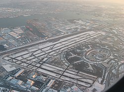 Международный аэропорт Ньюарк Либерти из air.jpg