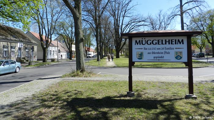 Въезд в деревню Мюггельхайм