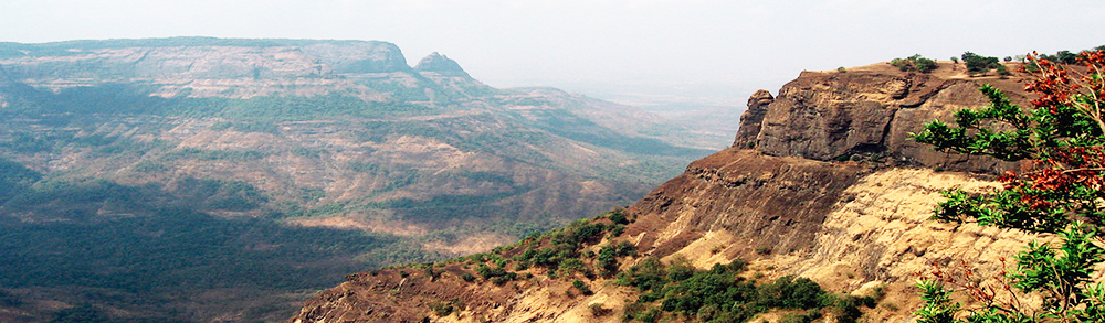 1200px-Western-Ghats-Matheran.jpg