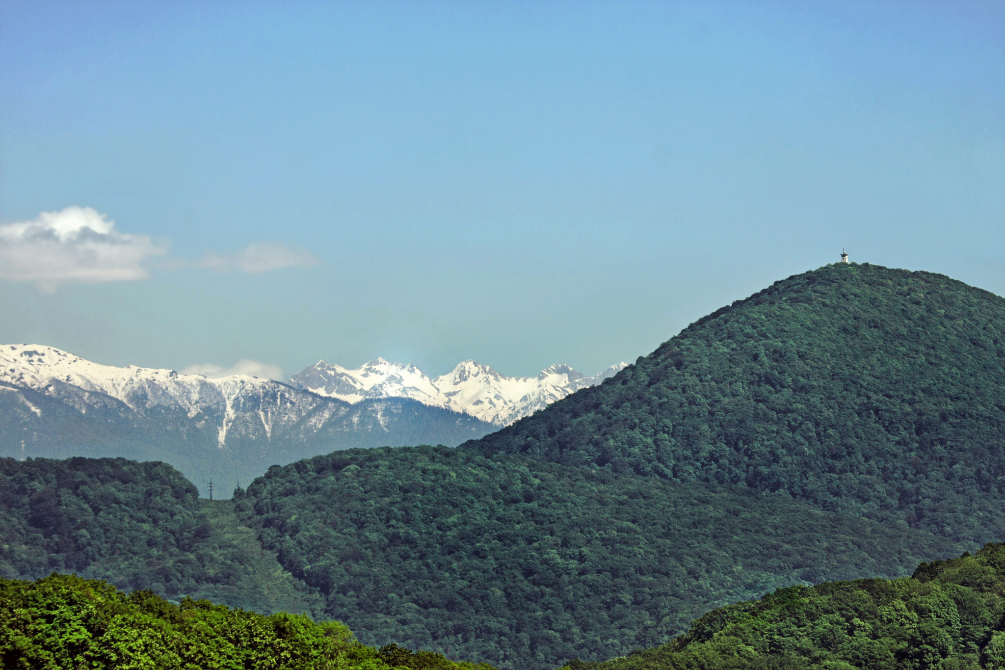 Вид на гору Ахун в Сочи