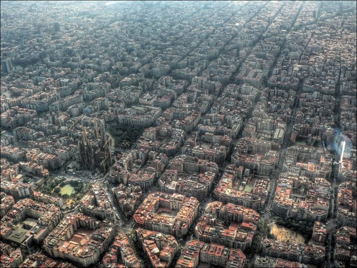 Города. Вид сверху (27 фото)