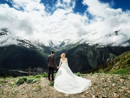 Свадебная церемония в горах